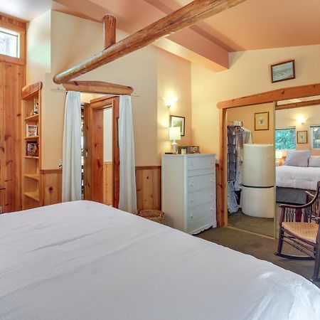 Rustic Bandon Log Cabin On 5 Acres Of Woodlands! エクステリア 写真
