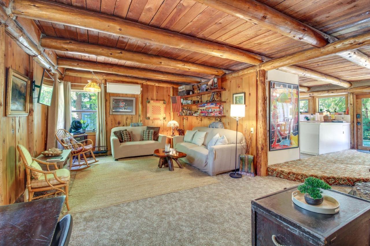 Rustic Bandon Log Cabin On 5 Acres Of Woodlands! エクステリア 写真