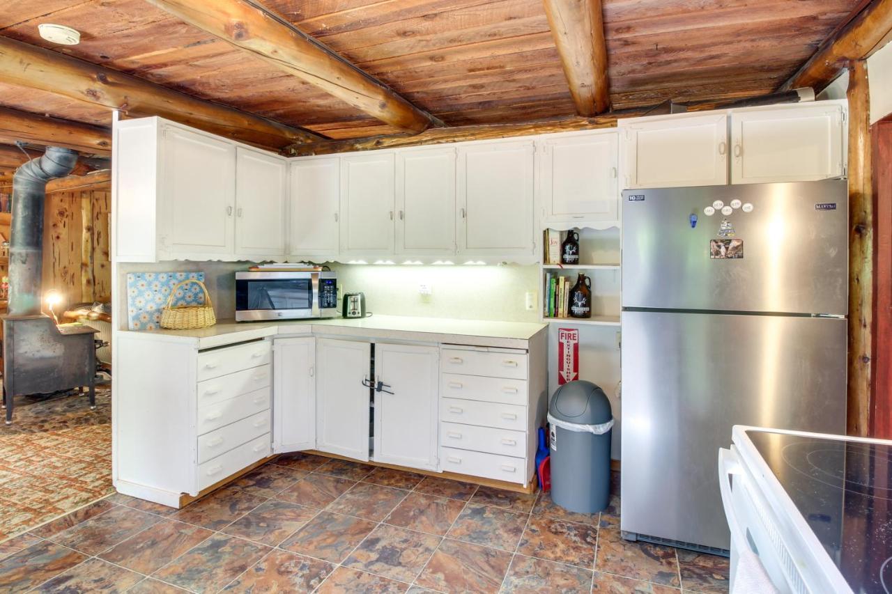 Rustic Bandon Log Cabin On 5 Acres Of Woodlands! エクステリア 写真