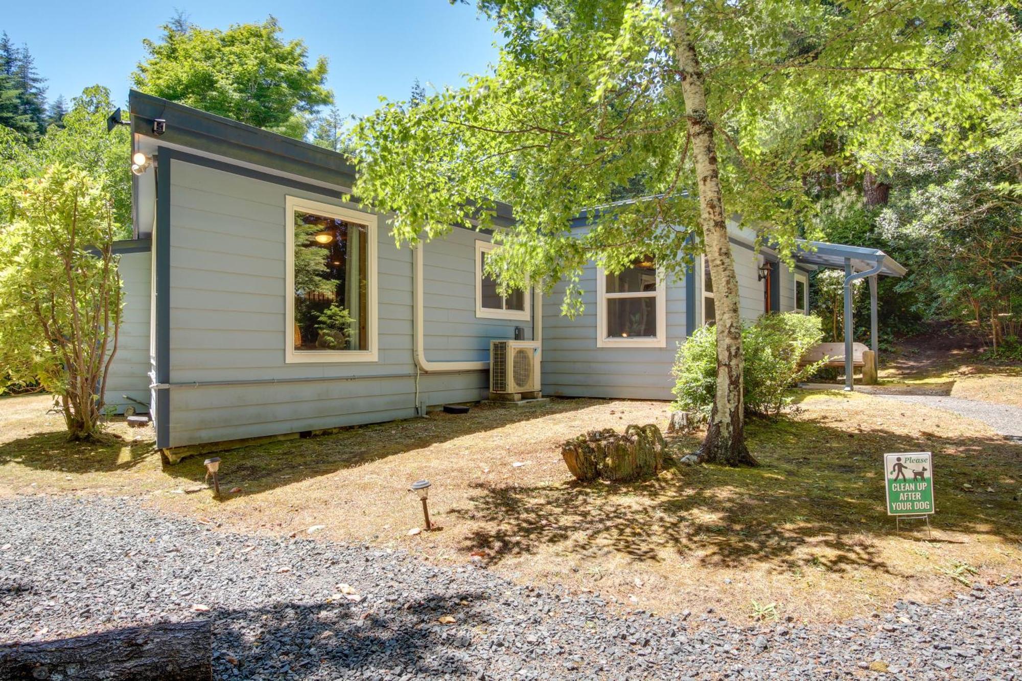 Rustic Bandon Log Cabin On 5 Acres Of Woodlands! エクステリア 写真