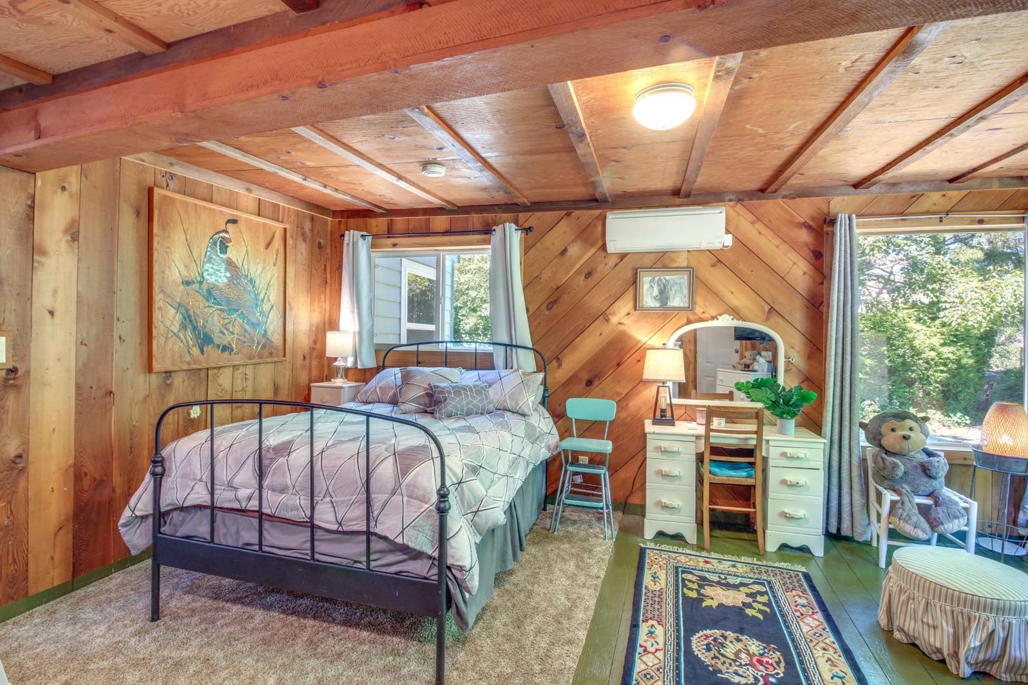 Rustic Bandon Log Cabin On 5 Acres Of Woodlands! エクステリア 写真